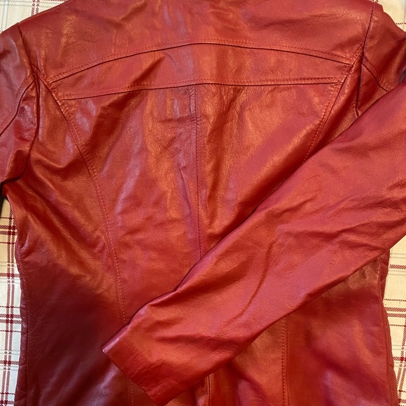 Women’s Genuine Leather Jacket - Picture 2 of 3